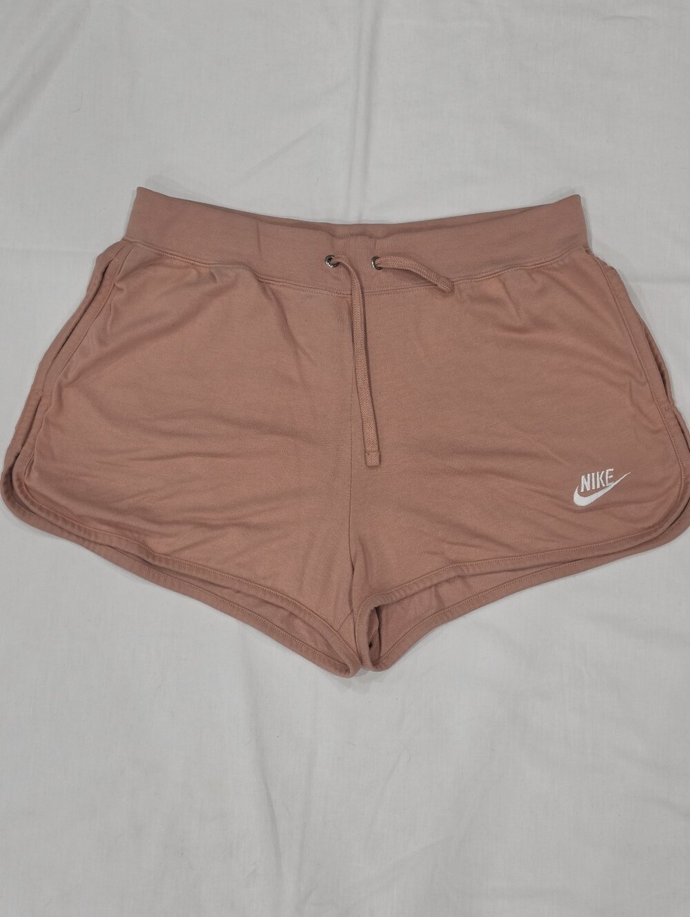 Nike Dusty Rose Pink Dolphin Hem Shorts Size Medium
